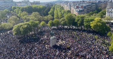 protest parijs true crime dossiers